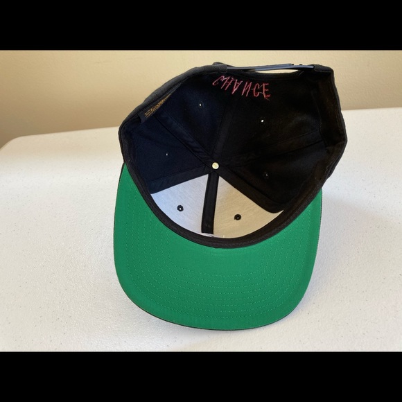 Chance The Rapper 3 Classics Snapback Green Rim - Picture 6 of 8